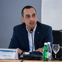 عزمي بشارة